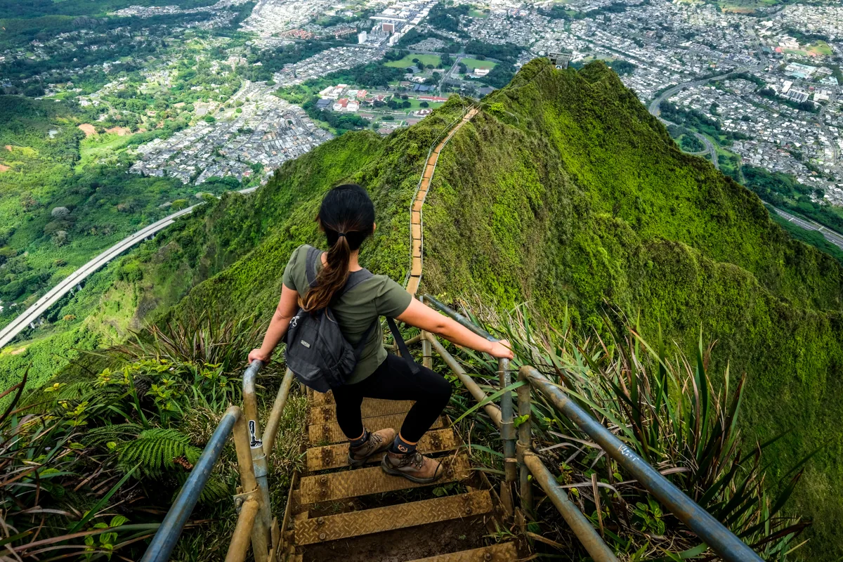 Stairway To Heaven Hike In Hawaii: The Epic Haiku Stairs